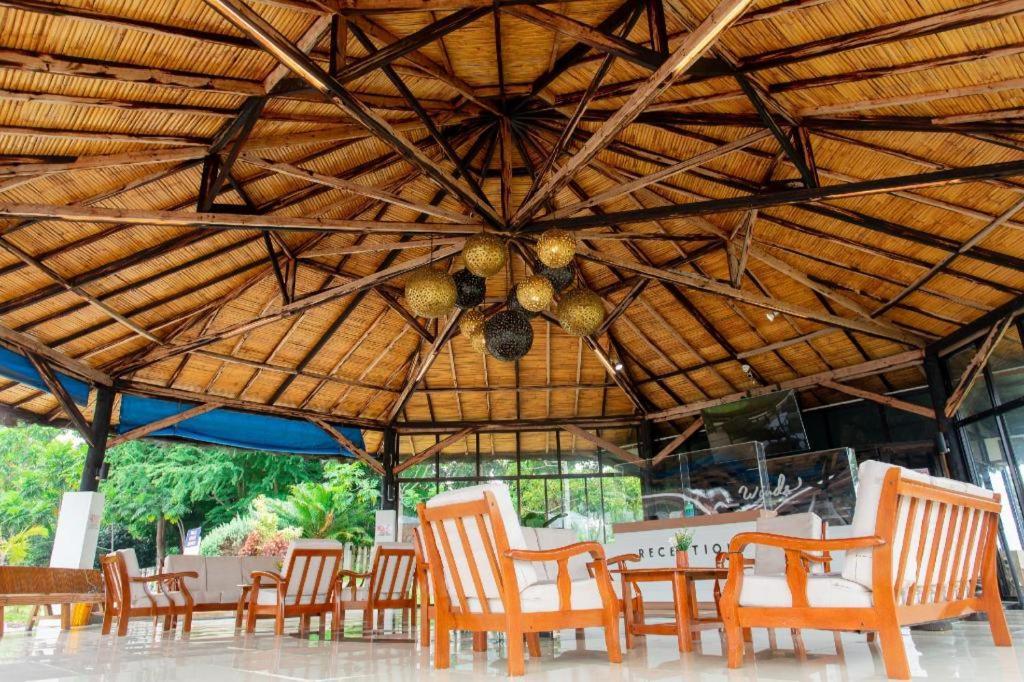 Ultra Winds Mountain Resort (Adults Only) Cagayán de Oro Exterior foto